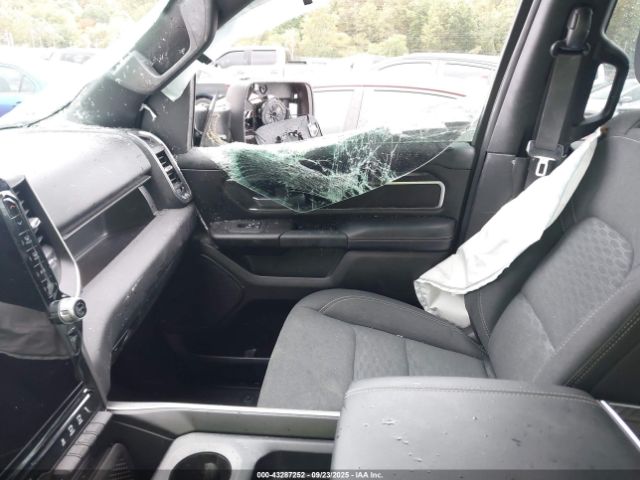 2025 RAM 1500 1C6SRFFPXSN717539 Photo 4