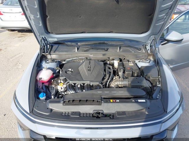 KMHL24JA8SA500633 Hyundai SONATA SE