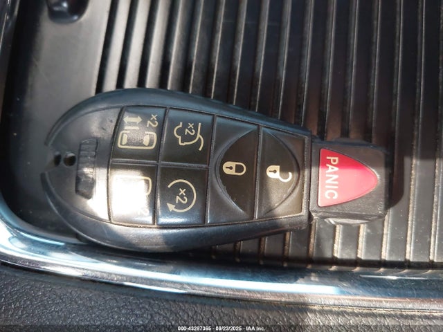 2C4RDGEG6KR595049 Dodge Grand Caravan