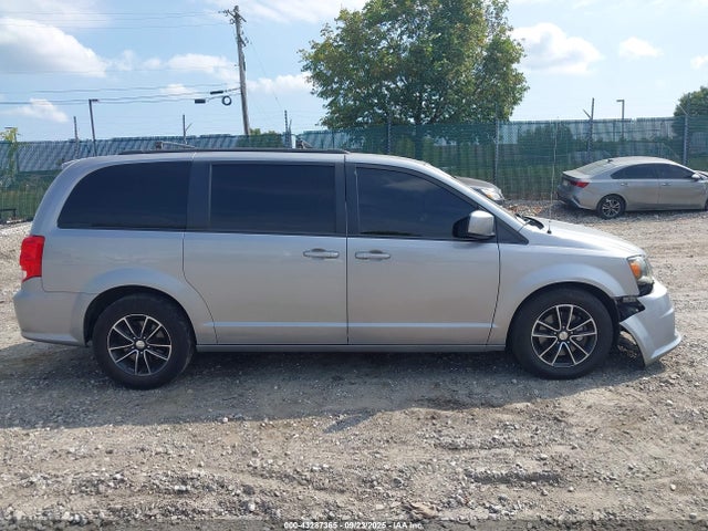 2C4RDGEG6KR595049 Dodge Grand Caravan