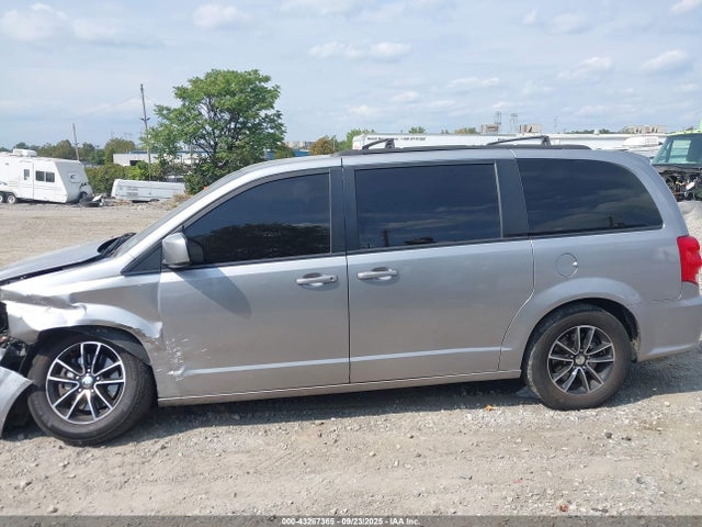 2C4RDGEG6KR595049 Dodge Grand Caravan
