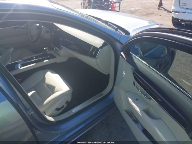 2019 VOLVO S90 LVY102MK8KP090402 Photo 4