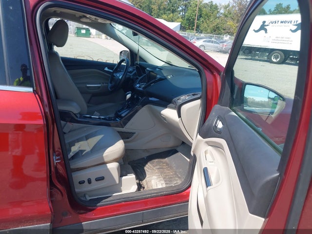 1FMCU9J98FUC14539 Ford Escape