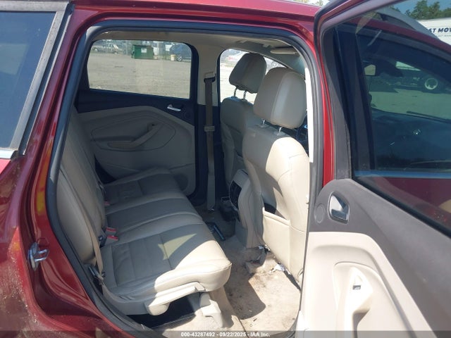 1FMCU9J98FUC14539 Ford Escape