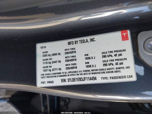 2018 TESLA MODEL 3 5YJ3E1EB3JF114494 Photo 8