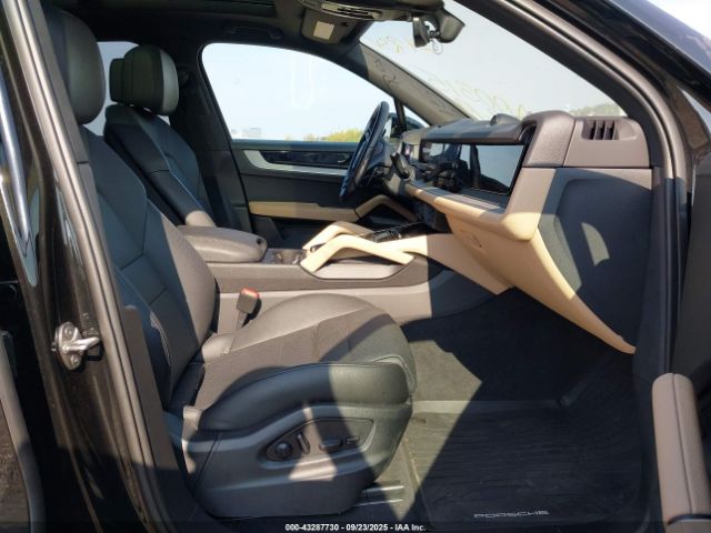 2024 PORSCHE CAYENNE WP1AA2AY4RDA00315 Photo 4