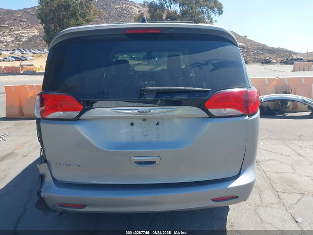 Chrysler Voyager 2021 2C4RC1DG6MR530643 Image 17