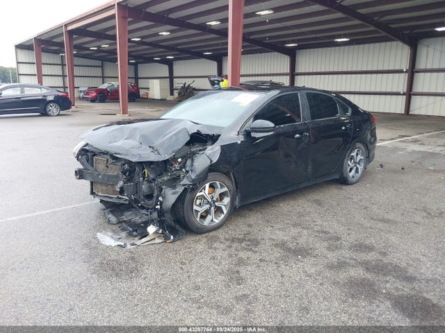 43287764 :رقم المزاد ، 3KPF24AD7ME376138 vin ، 2021 Kia Forte Lxs مزاد بيع