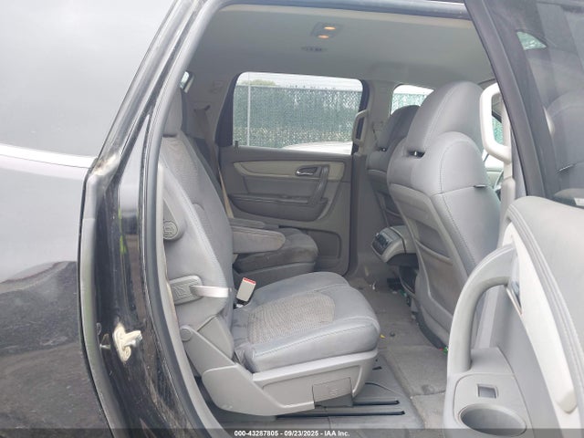 1GNKRHKD7HJ272166 Chevrolet Traverse 2lt