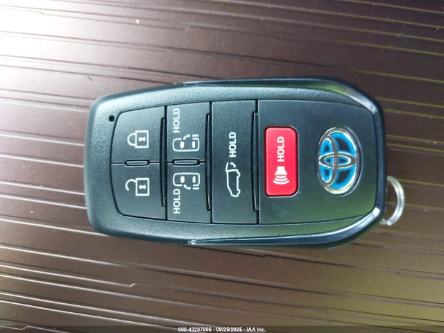 Продаж на аукціоні авто 2024 Toyota Sienna Xle, vin: 5TDYRKEC8RS215823, номер лоту: 43287806