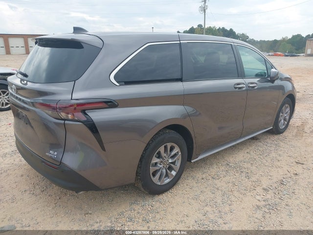Продаж на аукціоні авто 2024 Toyota Sienna Xle, vin: 5TDYRKEC8RS215823, номер лоту: 43287806
