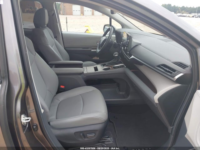 Продаж на аукціоні авто 2024 Toyota Sienna Xle, vin: 5TDYRKEC8RS215823, номер лоту: 43287806