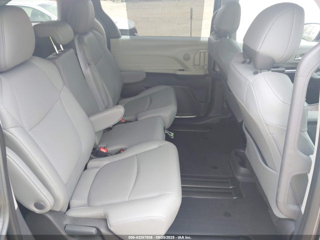 Продаж на аукціоні авто 2024 Toyota Sienna Xle, vin: 5TDYRKEC8RS215823, номер лоту: 43287806