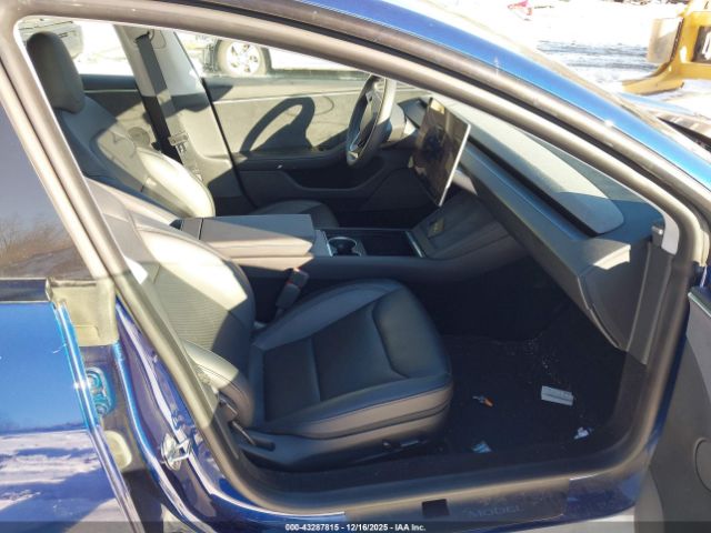 2024 TESLA MODEL 3 5YJ3E1EB7RF737029 Photo 4