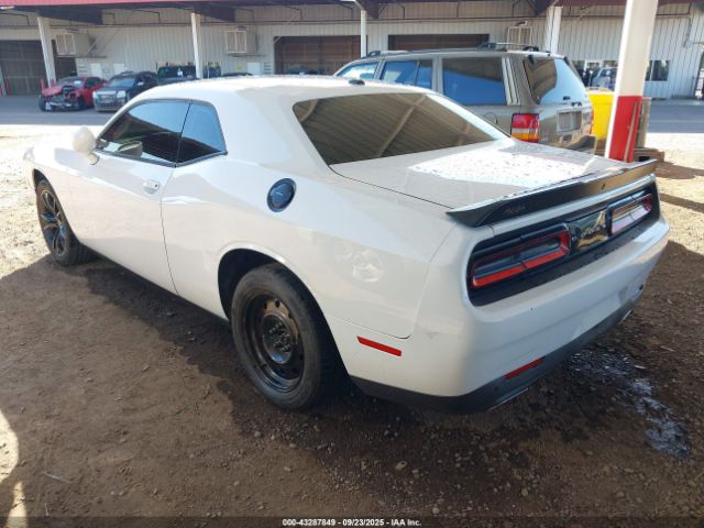 2017 DODGE CHALLENGER 2C3CDZAG2HH573091 Photo 2
