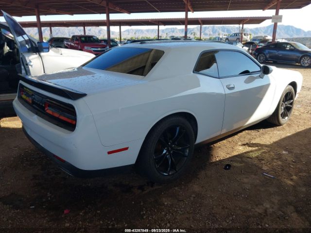 2017 DODGE CHALLENGER 2C3CDZAG2HH573091 Photo 3