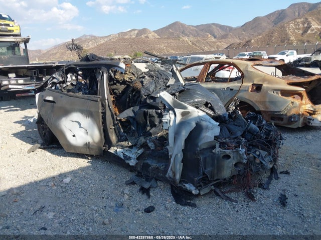 2021 TESLA MODEL S 5YJSA1E57MF440482