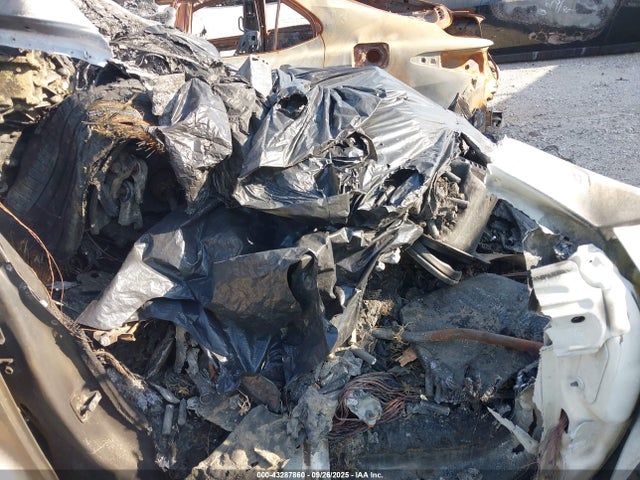 2021 TESLA MODEL S 5YJSA1E57MF440482 Photo 4