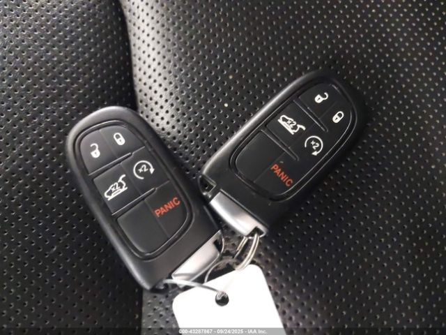 2019 JEEP CHEROKEE 1C4PJMDX8KD135457 Photo 10