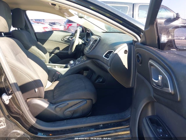 Chrysler 2015 2015 1C3CCCABXFN575471 Image 5