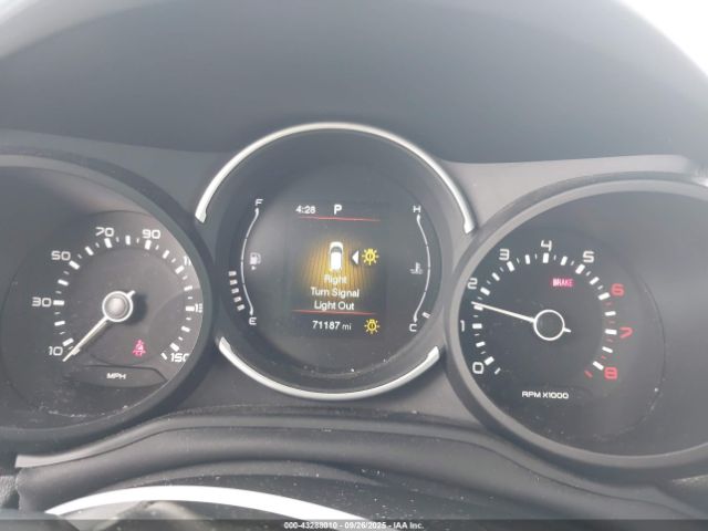 2018 FIAT 500L ZFBCFADH1JZ041447 Photo 6