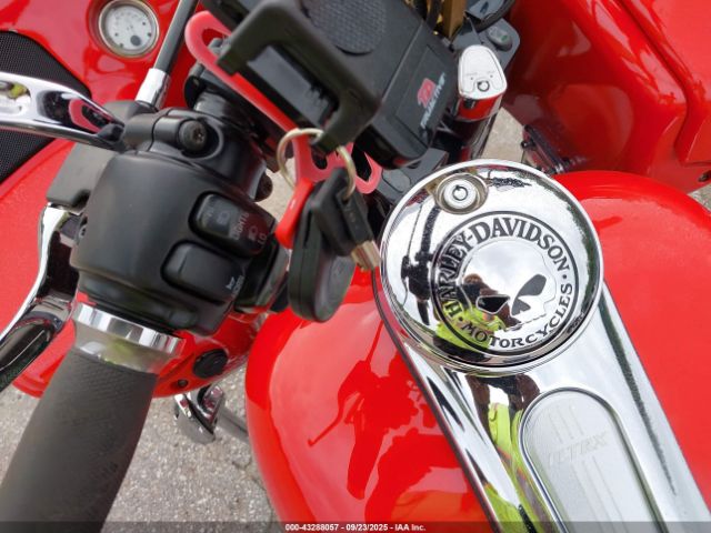 2010 HARLEY-DAVIDSON FLTRX 1HD1KH414AB607751 Photo 10