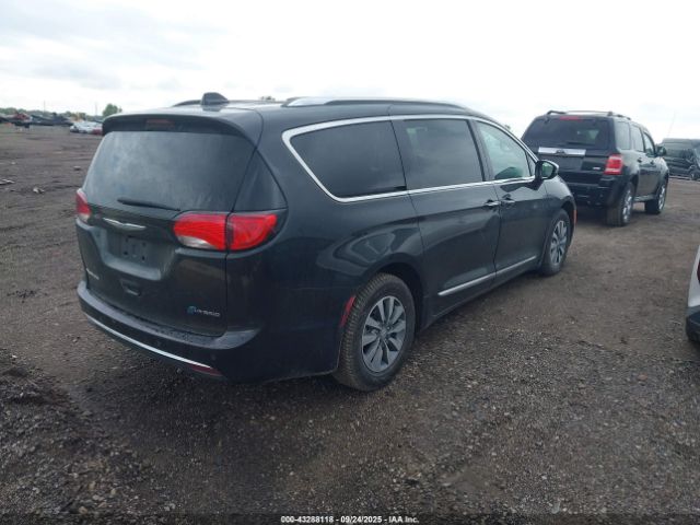 2020 CHRYSLER PACIFICA HYBRID 2C4RC1N76LR287591 Photo 3
