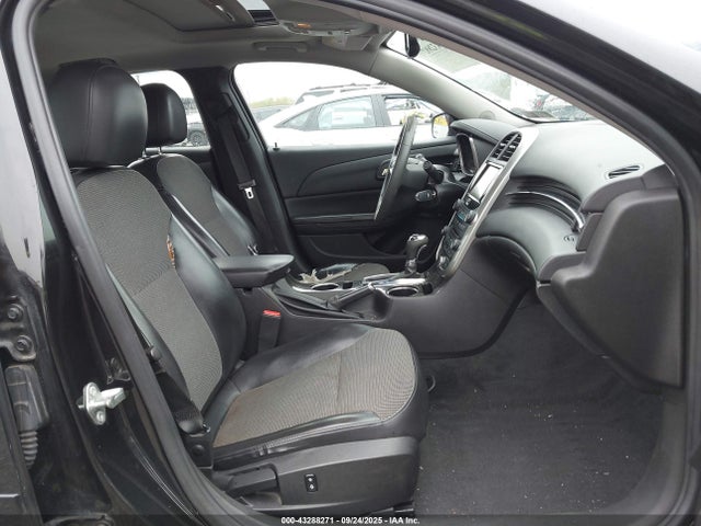 Chevrolet lkw 2015 1G11C5SL7FF189437 Image 5