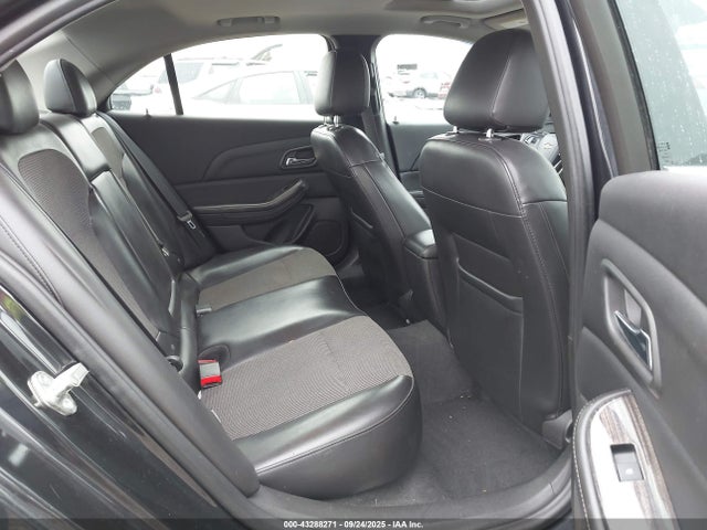 Chevrolet lkw 2015 1G11C5SL7FF189437 Image 8