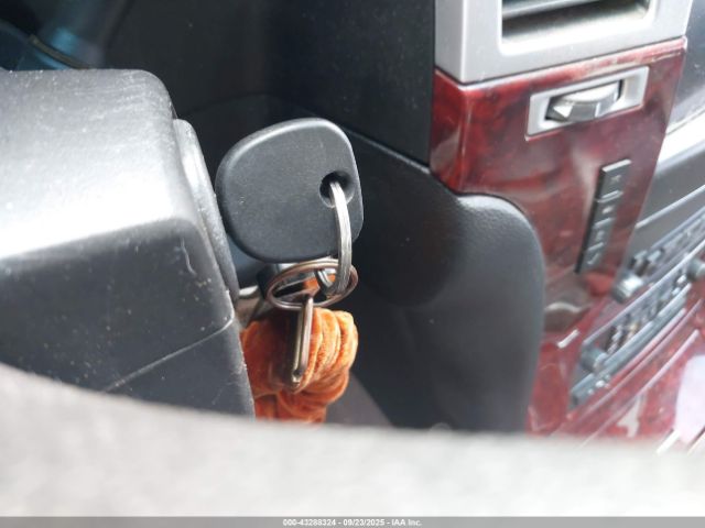 2011 CADILLAC ESCALADE 1GYS4BEF5BR121752 Photo 10