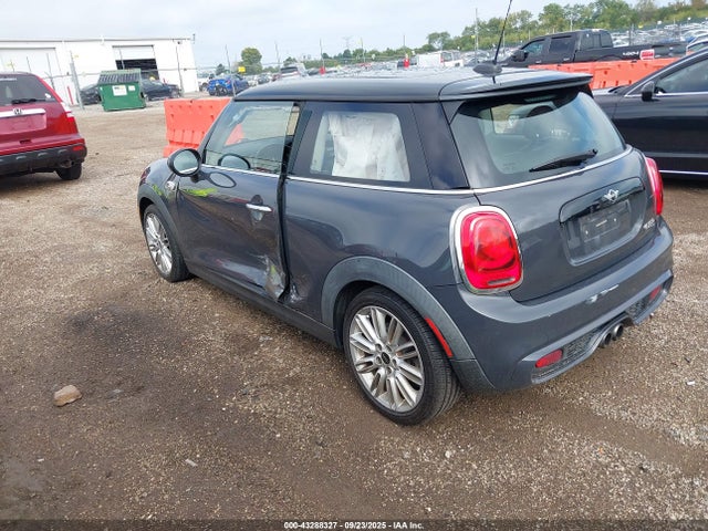 2015 MINI HARDTOP WMWXP7C51F2A58724 Photo 2