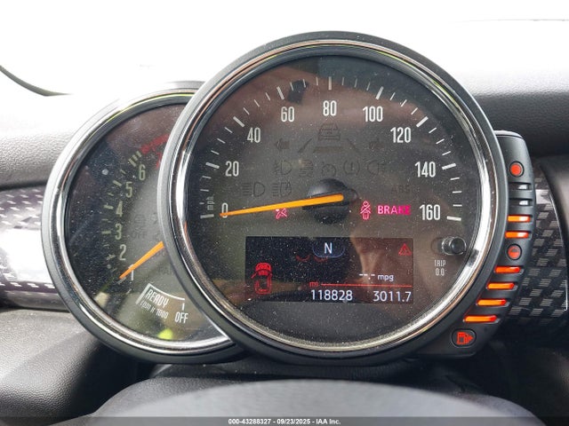 2015 MINI HARDTOP WMWXP7C51F2A58724 Photo 6