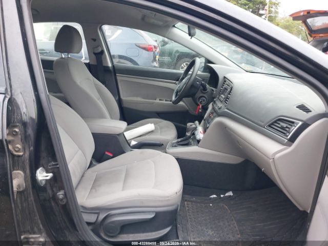 2018 HYUNDAI ELANTRA 5NPD74LF6JH351746 Photo 4