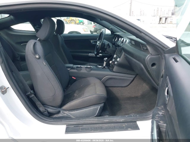 Ford 2015 2015 1FA6P8AM9F5372184 Image 5