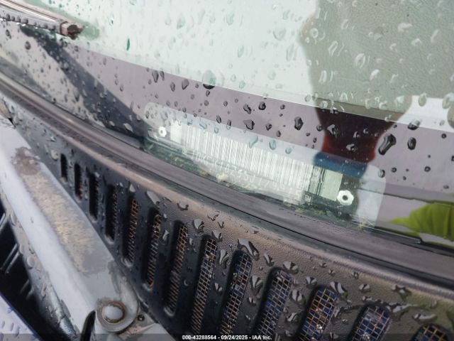 2003 GMC YUKON XL 1500 1GKFK16Z53J179915 Photo 8