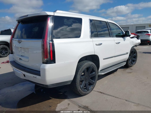 2016 Cadillac Escalade Luxury Collection მანქანა იყიდება აუქციონზე, vin: 1GYS4BKJ6GR175853, აუქციონის ნომერი: 43288617