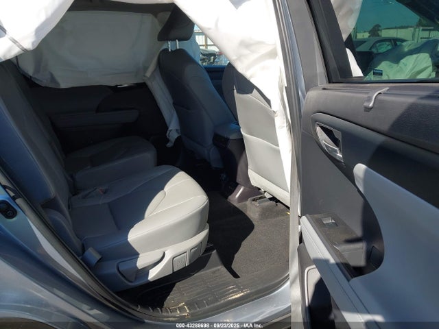 Toyota t24a-fts 2023 5TDKDRBH8PS524248 Image 8