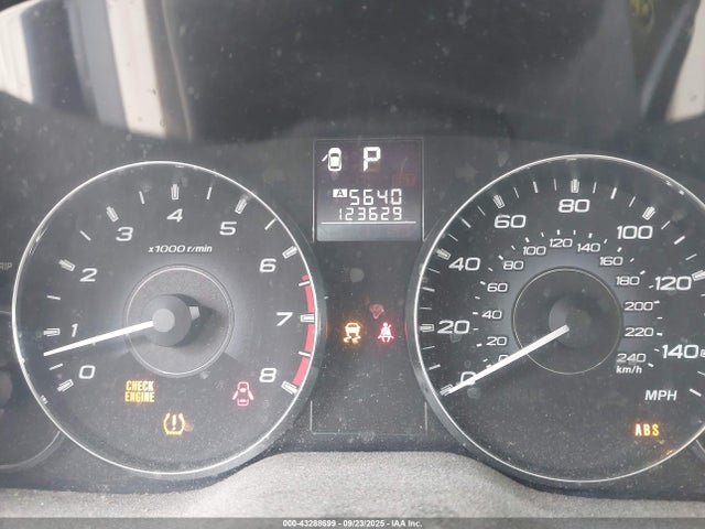 Продаж на аукціоні авто 2011 Subaru Outback 2.5i Premium, vin: 4S4BRBCC2B3402776, номер лоту: 43288699