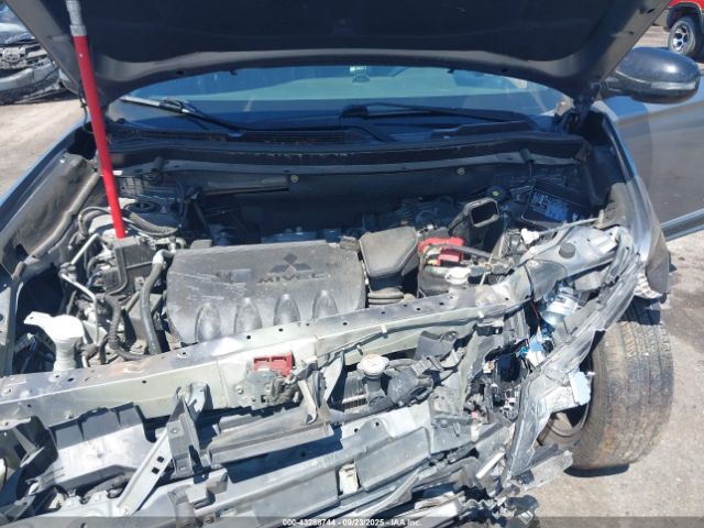 2018 MITSUBISHI OUTLANDER JA4AD3A39JZ060546 Photo 9