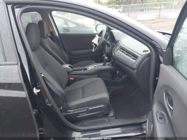 2021 HONDA HR-V 3CZRU6H51MM709399 Photo 4
