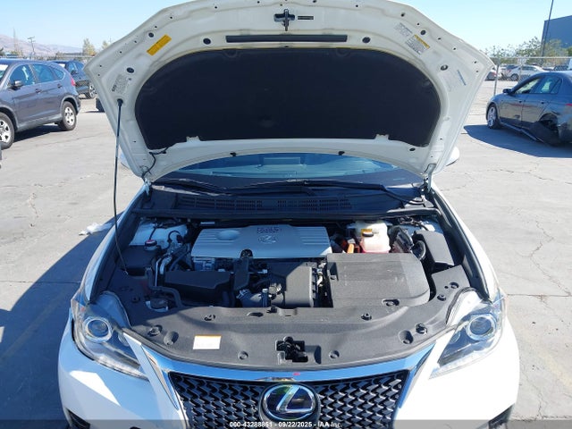 JTHKD5BHXF2246952 Lexus 2zr-fxe+3jm