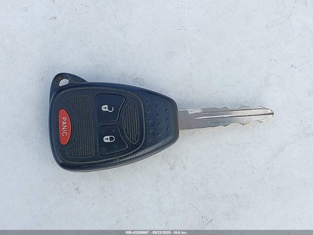 1C4NJCBA8GD560247 Jeep 2016
