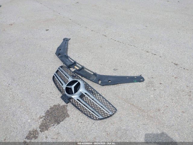 4JGDA5JB8HA949230 Mercedes-Benz m276