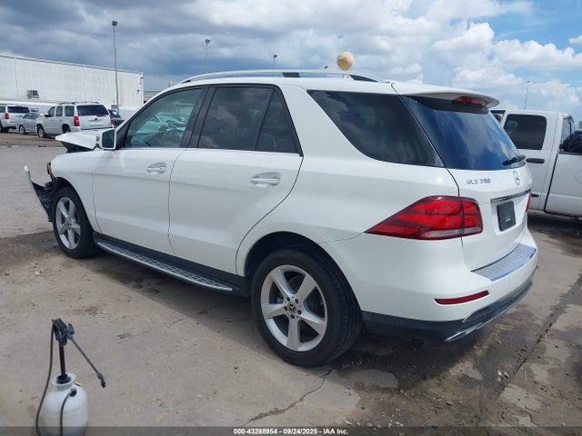 4JGDA5JB8HA949230 Mercedes-Benz m276