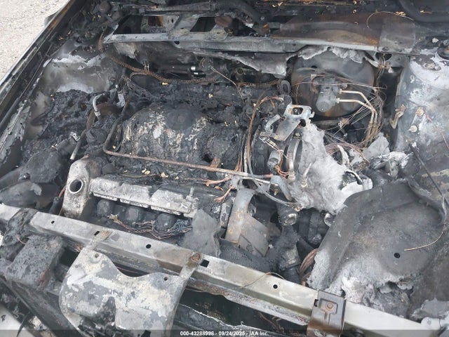 43288998 :رقم المزاد ، 1GEEH00Y94U500149 vin ، 2004 Cadillac Deville Standard مزاد بيع
