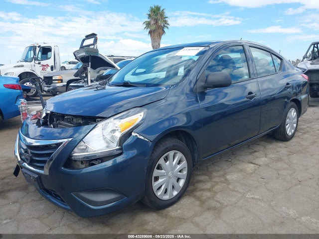 3N1CN7AP5FL803162 Nissan 2015