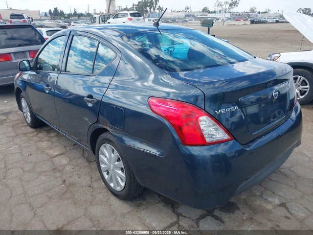 3N1CN7AP5FL803162 Nissan 2015