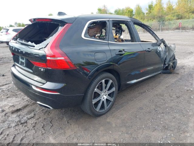 2021 VOLVO XC60 YV4102RL7M1800238 Photo 3
