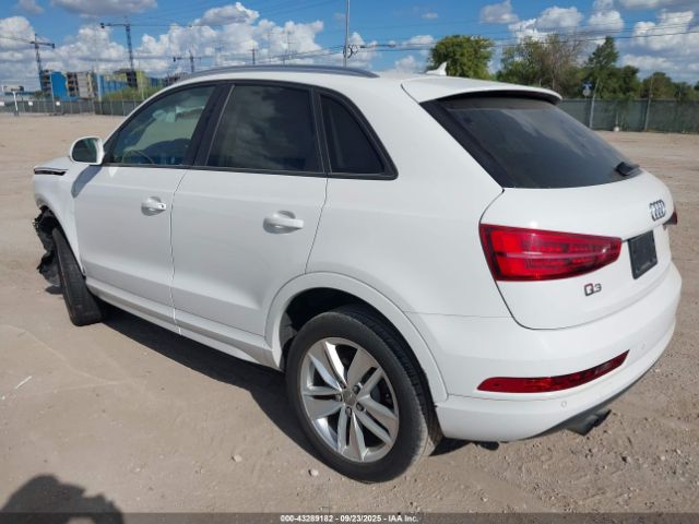 2017 AUDI Q3 WA1BCCFS0HR015321 Photo 2