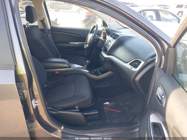 43289201 :رقم المزاد ، 3C4PDCAB0FT511370 vin ، 2015 Dodge Journey Se مزاد بيع